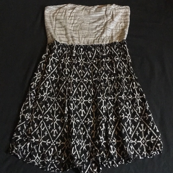 Short cute dress - Picture 1 of 2